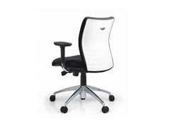 BEAT PLUS Chair w. arms