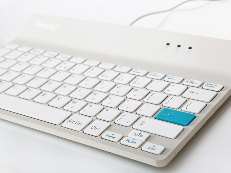 PENCLIC Mini Wired Keyboard C2